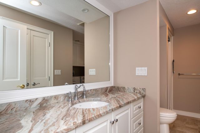 10 Village Green Circle UNIT 10, Mashpee, MA 02649