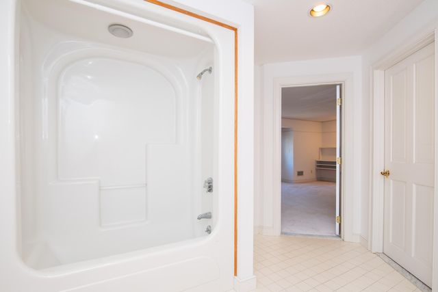 10 Village Green Circle UNIT 10, Mashpee, MA 02649