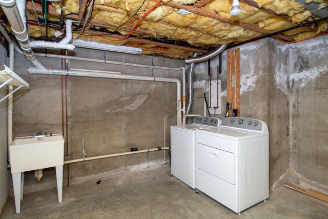 10 Village Green Circle UNIT 10, Mashpee, MA 02649