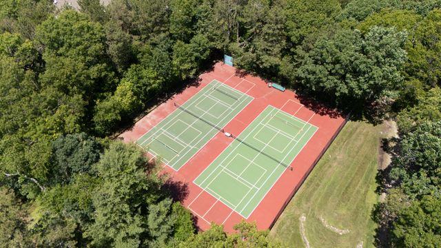 10 Village Green Circle UNIT 10, Mashpee, MA 02649
