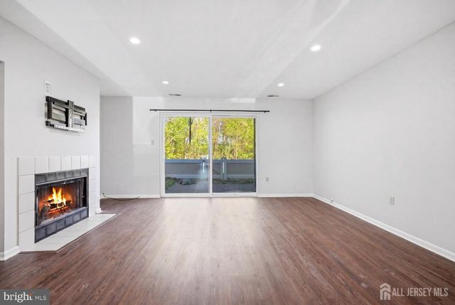 191 HAMPSHIRE DRIVE, Plainsboro, NJ 08536
