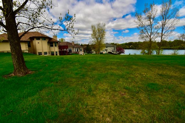 1176 MYSTIC COVE Drive, Antioch, IL 60002