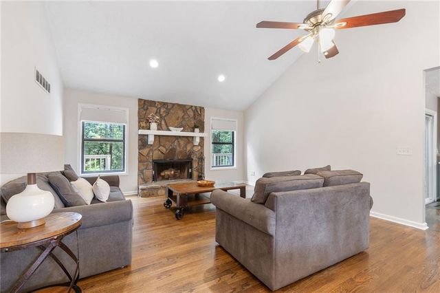 2265 Wysong Square NW, Kennesaw, GA 30144
