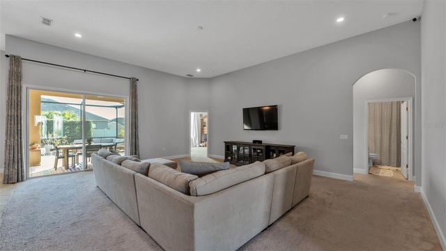 1483 SILVER LEAF DRIVE, Lakeland, FL 33813