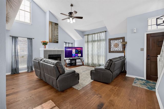 1925 Pinecrest Drive, Carrollton, TX 75010