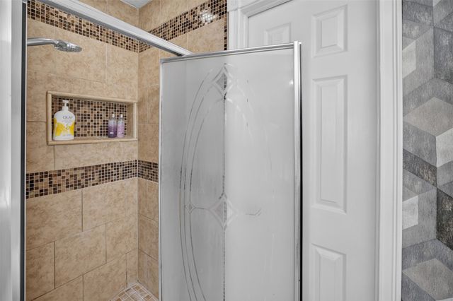 1925 Pinecrest Drive, Carrollton, TX 75010