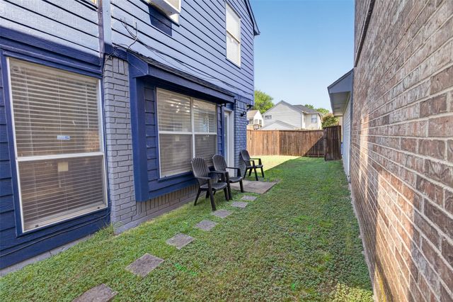 1925 Pinecrest Drive, Carrollton, TX 75010