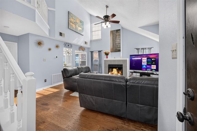 1925 Pinecrest Drive, Carrollton, TX 75010