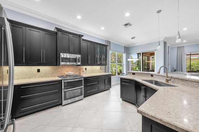 8652 Cathedral Peak Court, Boynton Beach, FL 33473