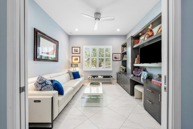 8652 Cathedral Peak Court, Boynton Beach, FL 33473