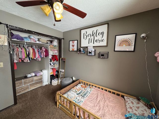 804 S Lakota Ave Avenue, Brandon, SD 57005