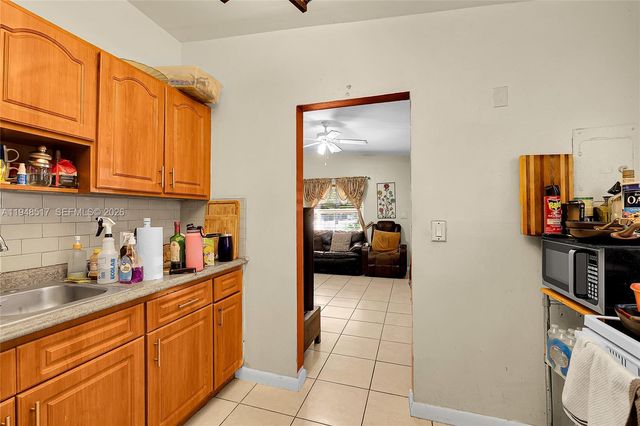 545 NW 142nd St, North Miami, FL 33168