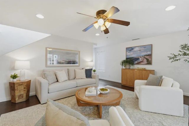 2018 Hornblend St, San Diego, CA 92109