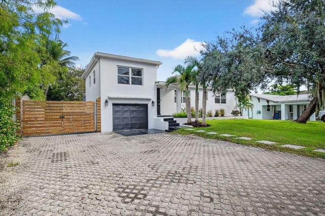 711 NE 8th Avenue, Boynton Beach, FL 33435