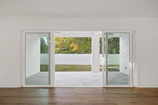 3317 W NAPOLEON AVENUE, Tampa, FL 33611