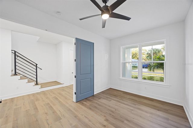 3317 W NAPOLEON AVENUE, Tampa, FL 33611