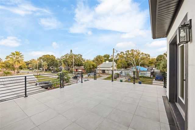 3317 W NAPOLEON AVENUE, Tampa, FL 33611