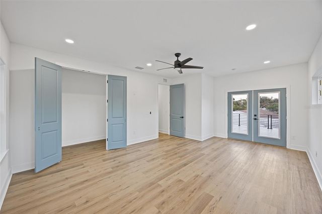 3317 W NAPOLEON AVENUE, Tampa, FL 33611