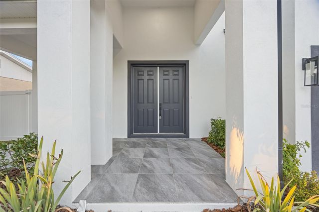 3317 W NAPOLEON AVENUE, Tampa, FL 33611