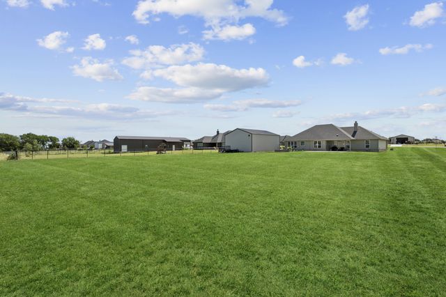 1001 Boulder Road, Weatherford, TX 76085