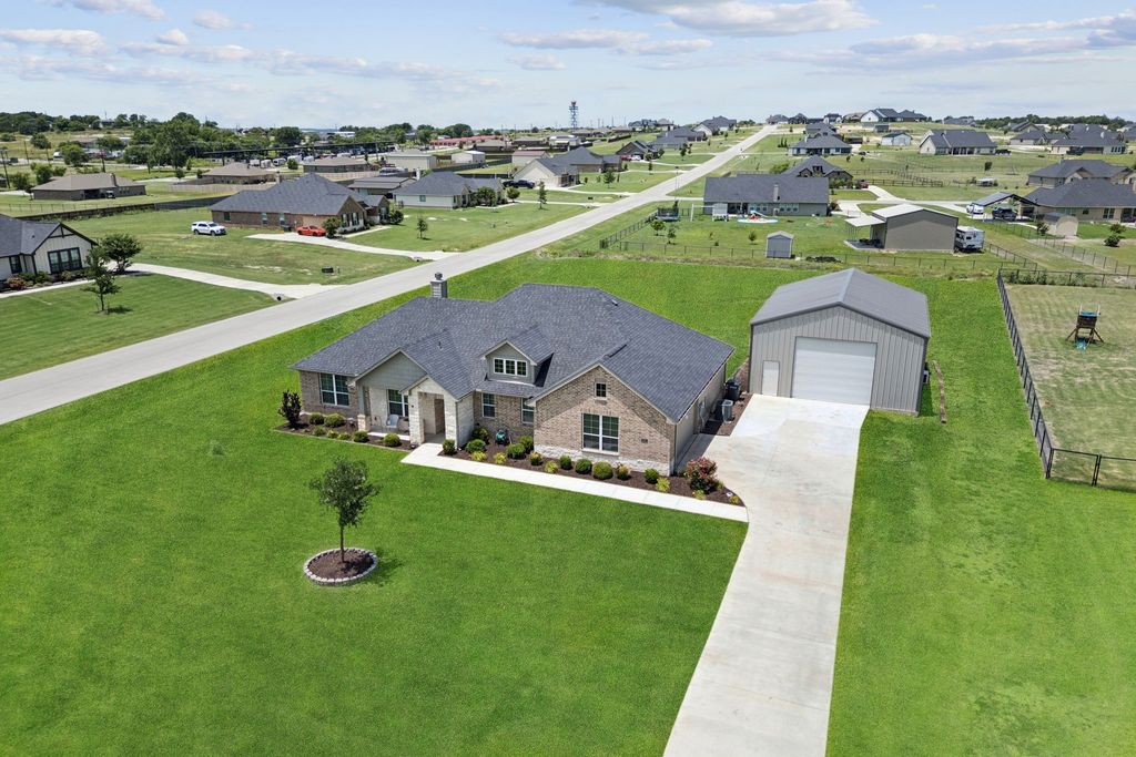 1001 Boulder Road, Weatherford, TX 76085