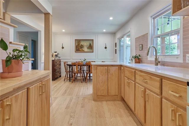 4203 W 53rd Terrace, Roeland Park, KS 66205