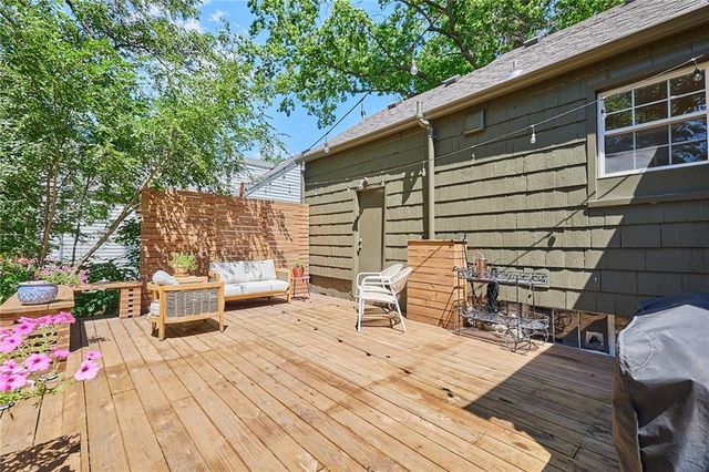 4203 W 53rd Terrace, Roeland Park, KS 66205