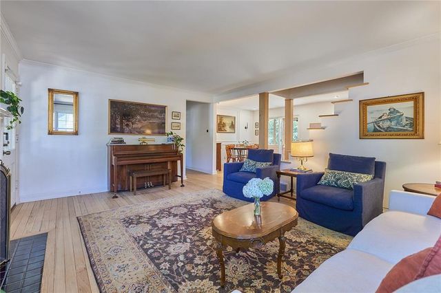 4203 W 53rd Terrace, Roeland Park, KS 66205