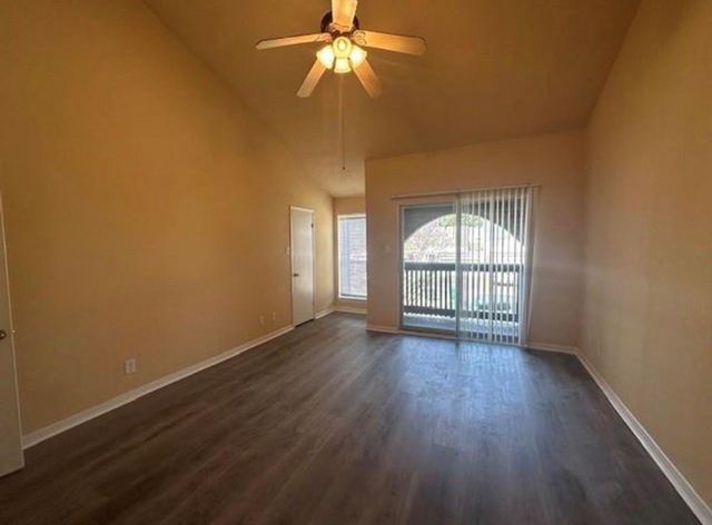 5921 Arncliffe Drive 5921, Houston, TX 77088
