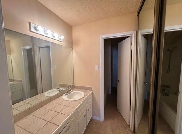5921 Arncliffe Drive 5921, Houston, TX 77088