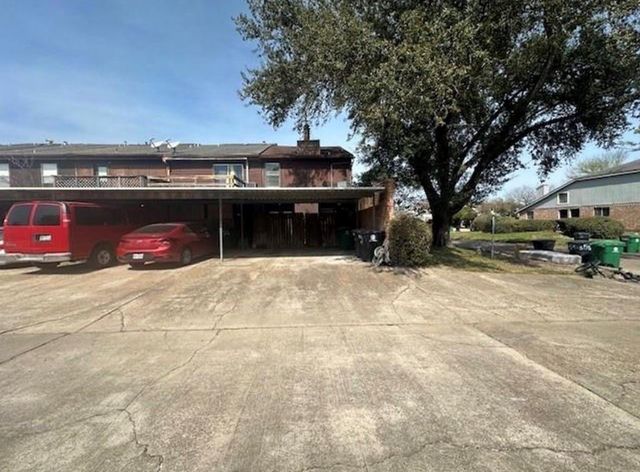 5921 Arncliffe Drive 5921, Houston, TX 77088