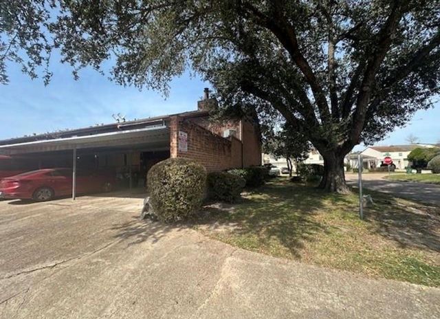 5921 Arncliffe Drive 5921, Houston, TX 77088