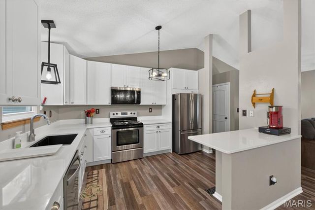 2045 Rosedale Court, Arnold, MO 63010