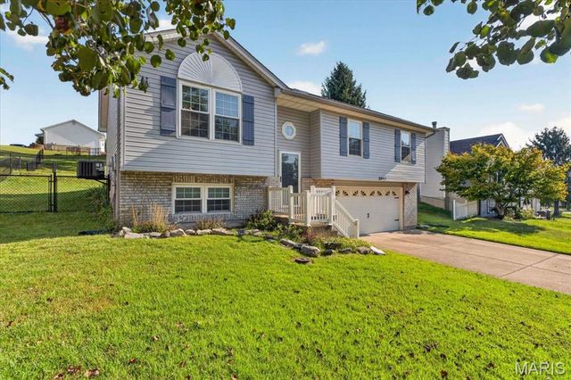 2045 Rosedale Court, Arnold, MO 63010