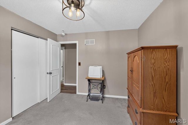 2045 Rosedale Court, Arnold, MO 63010