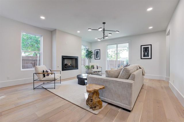 820 NW 67th Street, Oklahoma City, OK 73116