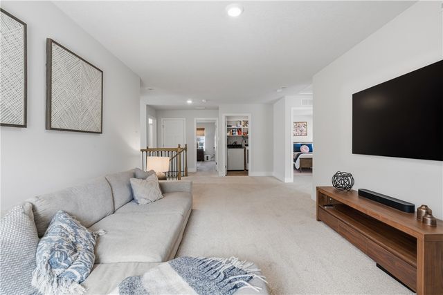 315 Stately Ct, Adams Twp, PA 16059