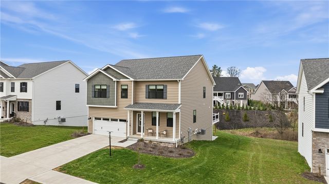 315 Stately Ct, Adams Twp, PA 16059