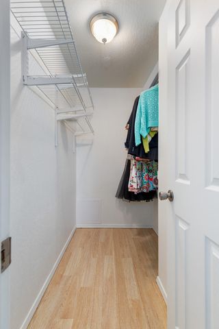 1308 S Oak Street, Grove, OK 74344