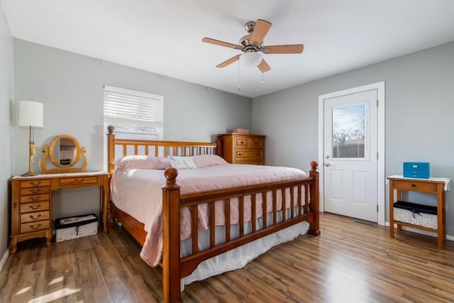 1308 S Oak Street, Grove, OK 74344