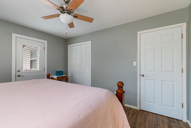 1308 S Oak Street, Grove, OK 74344