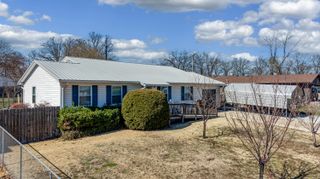 1308 S Oak Street, Grove, OK 74344