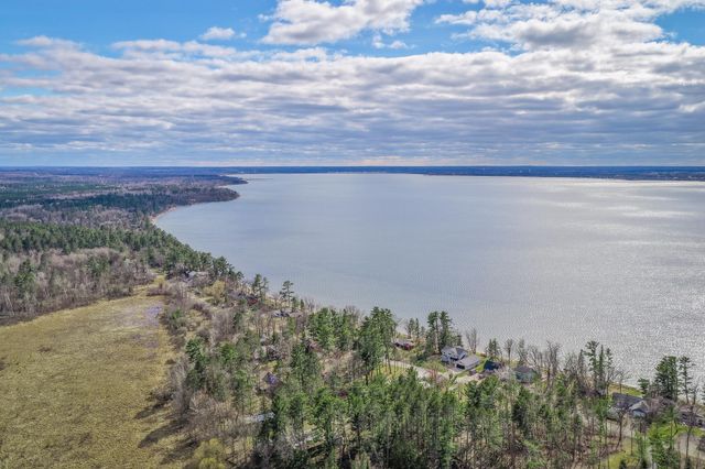 6315 Lavinia Road NE, Bemidji, MN 56601