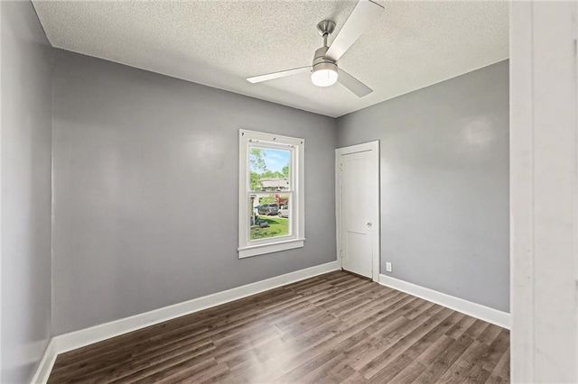 212 S 8TH Street, Kansas City, KS 66101