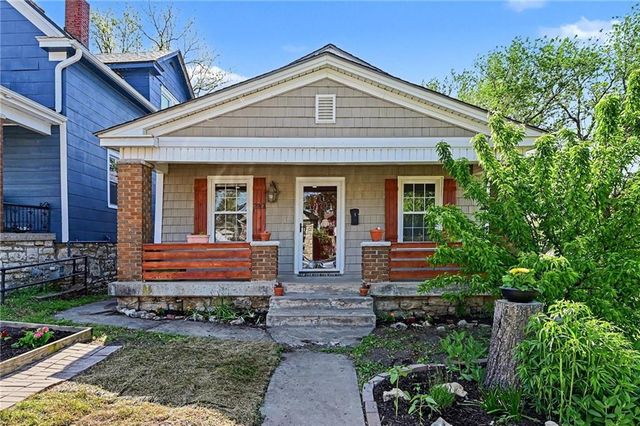 212 S 8TH Street, Kansas City, KS 66101