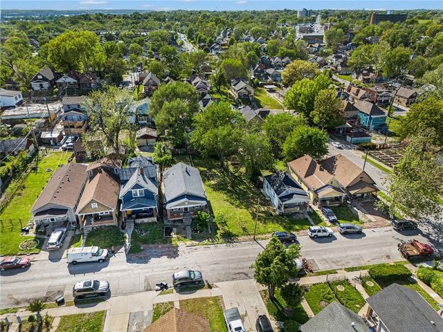 212 S 8TH Street, Kansas City, KS 66101