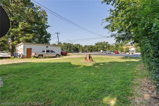 823 N 41st Street, Fort Smith, AR 72903