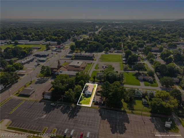 823 N 41st Street, Fort Smith, AR 72903