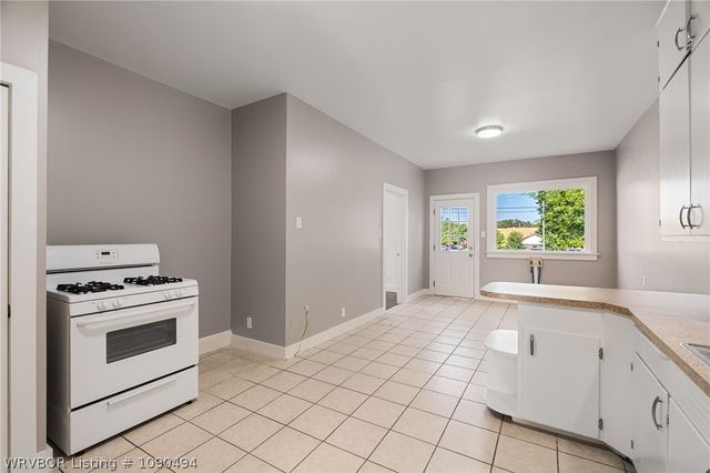 823 N 41st Street, Fort Smith, AR 72903