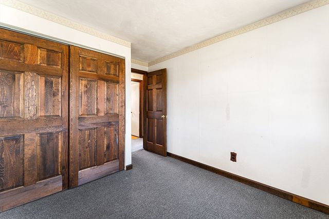 98 Brookfield Dr, Brockton, MA 02302